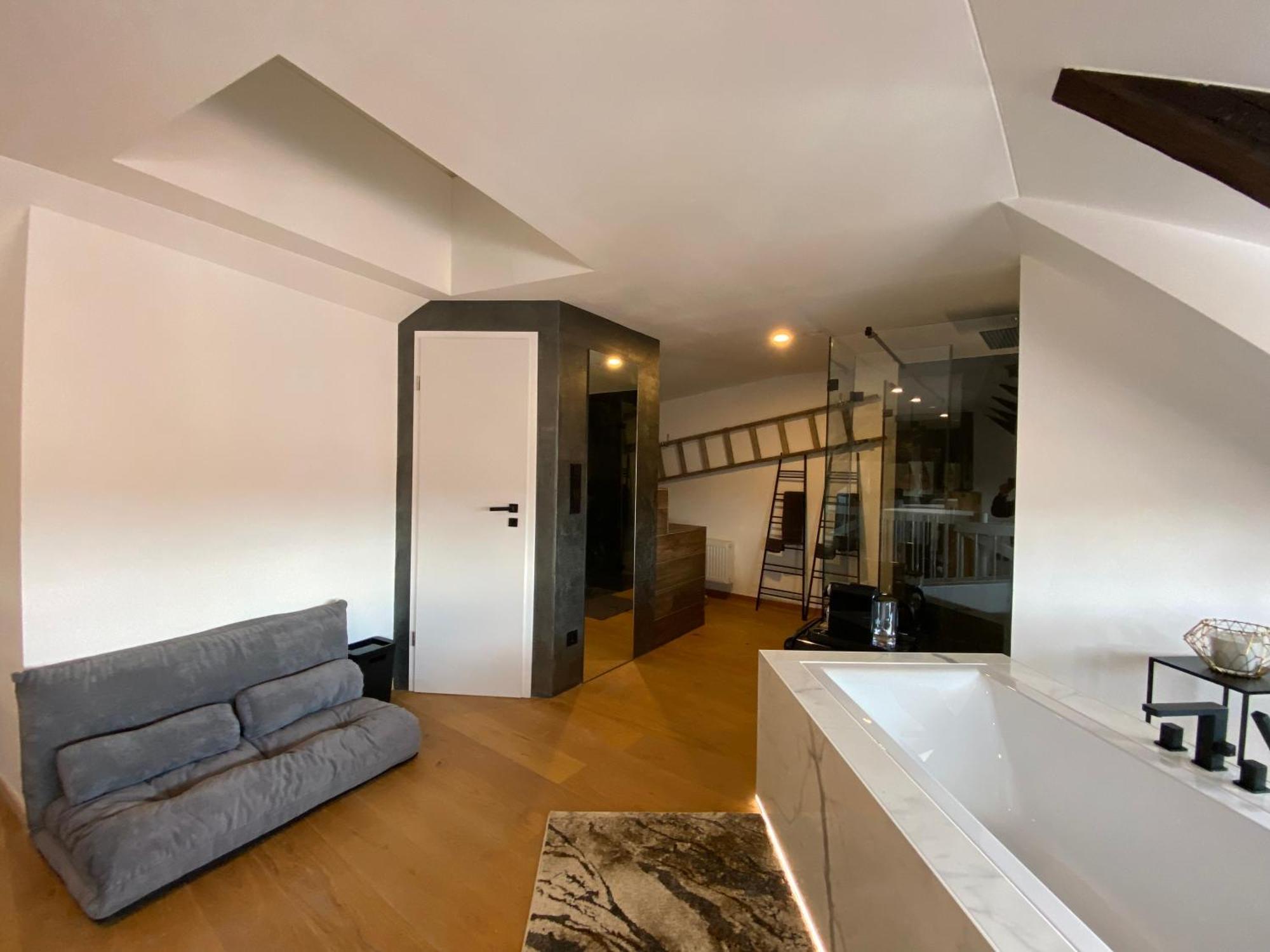 Unique Oldtown Apartment / Loft ニュルンベルク エクステリア 写真